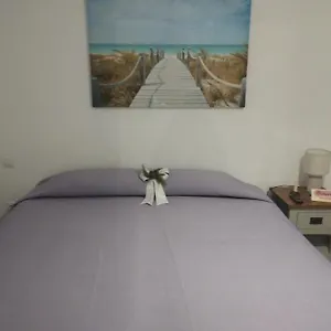 https://casa-las-aguilas-lajares.in-canary-islands.com